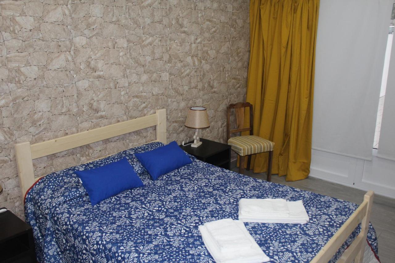 Vitorino De Nemesio Guesthouse Понта-Делгада Екстер'єр фото