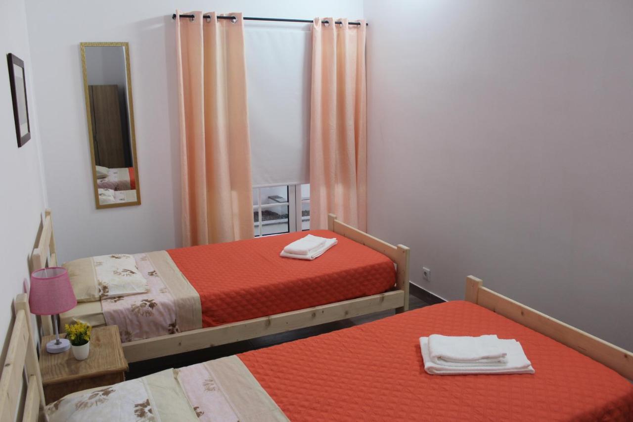 Vitorino De Nemesio Guesthouse Понта-Делгада Екстер'єр фото
