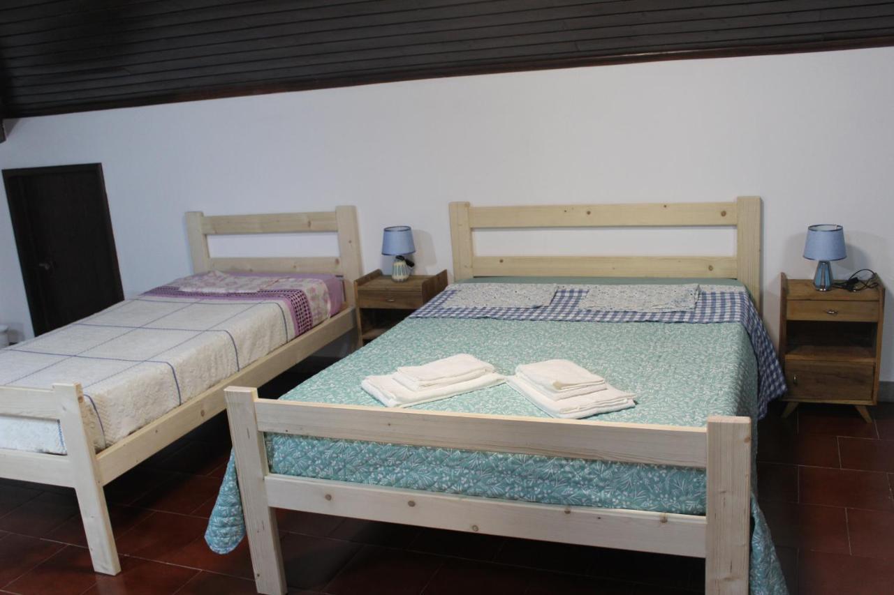 Vitorino De Nemesio Guesthouse Понта-Делгада Екстер'єр фото