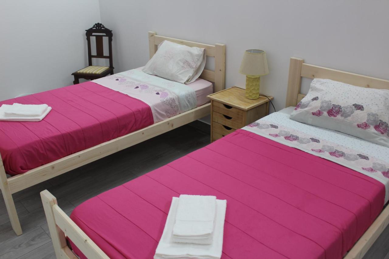 Vitorino De Nemesio Guesthouse Понта-Делгада Екстер'єр фото